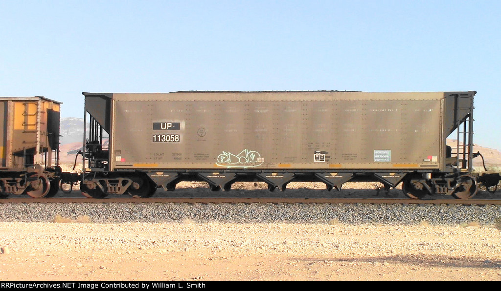 WB Loaded Coal Hooper Frt at Erie NV W-Pshr -87